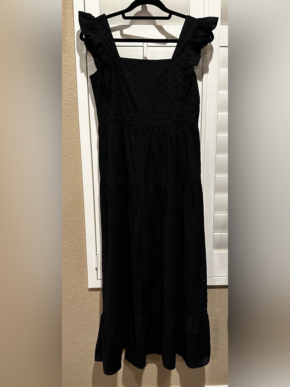 ANN TAYLOR Black Eyelet Maxi Dress with Ruffle Shoulders